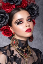 Iza_Ambroziak Publikacja w magazynie "make-up trendy"