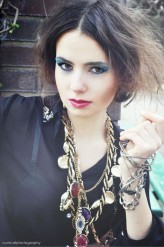cynical model: Roksana Sz.
make-up: Domi R.
Notorious.- beauty.