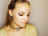 martynaplinska_makeup                             https://www.youtube.com/watch?v=2n8VS9dWnsQ            