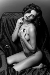 foly Model: Anastasia Stark 