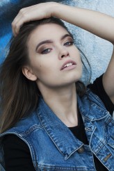 NotForYouu F: Anna Łobocka
Mua: Patrycja Kulis