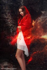WaldeQ                             Little Red Riding Hood - Justyna Płocha            
