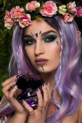t.bojakowski Publikacja w Make-up Trendy 01/2020
"Zaklęty ogród"