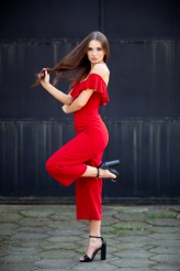 Telumehtar                             modelka: Sandra Paszek
makijaż: Beata Luzar / BL Beauty Salon
zdjęcie: Adam Światłowski / Pracownia Światła
https://www.instagram.com/pracowniaswiatla/            