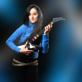 lapaczynski                             na zdjęciu Edyta z gitarą Michała:)            