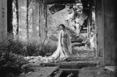 pattitichy Stylizacja i zdjęcia: Ronja J. Naumann - w ramach jej projektu 
zdjęcia wykonane w ruinach niemieckiej przedwojennej fabryki w Policach