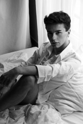 danny128                             Daniel Nowak by Łukasz Guzenda

#arthemmorier
#luguzenda
#manportrait
#manstyle
            