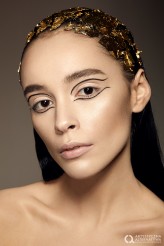 bonitaa Make up: Daria Mierzwa
Fot: Emil Kołodziej
Szkoła Wizażu i Stylizacji Artystyczna Alternatywa