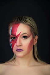 karolinaolczyk Makijaż inspirowany Davidem Bowie. 