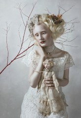 fotobajgraf 'Dolls from the past'
model: Aleksandra Borcz
make-up: Paulina Tomasik