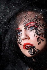 artcameleon Makeup&Stylizacja: Anna Pogodzinska
Photo: Fiona Kelley