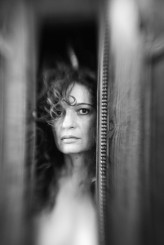 BeataJakubas #portret #model #bw #
#analog #blur #artisticportret 

https://www.instagram.com/a_i_se_/
@a_i_se