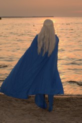 smoczyca Cosplay postaci Daenerys Targaryen z serialu Game Of Thrones produkcji HBO

Fotograf Tomasz Kogut