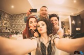 mejkapyrenaty Selfie ze ślubniaka ulubionej modelki Ani, fotografował Tomasz Cichecki widoczny na focie :) 