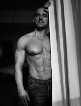 zielonookiszatan Fot:
 IG paul_style_life
 
 #men #45yo #sesjameska #fotomodelingtonietylkomodelki