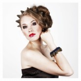 freszart Biżuteria, fryzura, stylizacja: Freszart
Make-up, foto, obróbka: Eva Zaremba Projekt
Modelka: Filomena Frydel