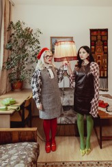 Zuzanna_fotografia                             A photograph that is part of a photography project, completing a bachelor's thesis in photography on advances in technology and ethics in fashion photography.            