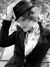 adrianna_w a la Marlene Dietrich 
modelka: Weronika D.
makeup&hair: Adrianna Więcek 