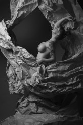 LukaszSokol                             Wyróżnienie w Londynie na Fine Art Photography Awards 2021
https://fineartphotoawards.com/winners-gallery/fapa-2020-2021/professional/nudes/hm/14224


Modelka: Karolina



Fotograf: Łukasz Sokół            