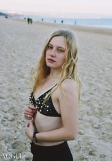 karolinakopicka Vogue na plaży :)
