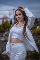 Piotr937 Sesja zdjęciowa studyjna - "Willa Ogrodnika", Nowy Borek, Podkarpackie, Polska 16/03/2024 
Modelka: Amelia
 Instagram: https://www.instagram.com/ameliaa3325/
EOS R + Sigma ART A50mm F1.4 DG HSM
