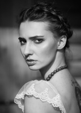 kasiaczapskafotografia Model: Lila D. Kot
Makijaż i stylizacja: Blanka Smolarek
Włosy: Julia Olędzka