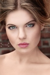 huragankatrina Model: Daria Bronsart
MuA: Beauty Room Make Up
Photographer: Katarzyna Suchorz/ Press Shots