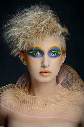 maddyah Model: Karolina Szapiel
Photography: Marek Stan
Make up/stylist: Magdalena Zalewska