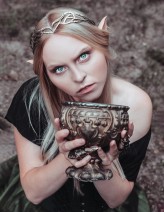 Arystta Opis: Zdjęcie wykonane na plenerze pt. &quot;Forest Fairies&quot; organizowanym przez @ladyelbereth Stylizacja jaką widzicie na zdjęciach jest jej zasługą z zasobów @ladyelberethsmagicwardrobe zdjecia autorstwa @foto.nowicka a za make up odpowi