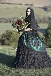 blue_roses Dress: "Elizabeth"
Photo: Mathijs Geenacker
Model: Anna Ornowska