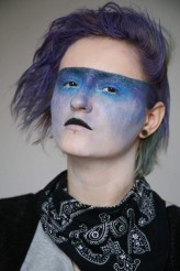 JuanDi Abstrakcyjny makijaż wykonany przeze mnie farbami wodnymi.