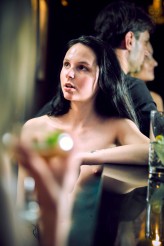 Oneworld                             Zapraszam na sesje studyjne i plenerowe. Sesje komercyjne ale także dla nauki i zabawy. Jeśli jesteś niedoświadczoną modelką, zapraszam na dwugodzinną sesję TFP.             