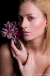 lukasz_make_up                             http://www.facebook.com/pages/%C5%81ukasz-Bier/255100917853517            