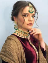 Londongirl tradycyjne ubranie i biżuteria w krajach Azjatyckich Pakistan i Indie 