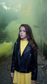 alyss1520 Modelka: Antonina Flak
https://www.facebook.com/antosiaflak/
https://www.instagram.com/antoninaflak/