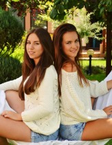 threemoons                             modelki - Karina Witkowska i Martyna Julia Pilarczyk            