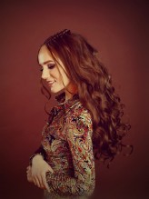poppy Fot. Sergej Drandalush
Mua: Emilia Pawłowska
Hair: @Sztos_Wuos