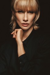 annatabaka                             
Włosy:@sochacki_salon

Modelka @anna_niczyporuk
Zdjęcia @lukaszosuch.pl
Makijaż @ivvonqamakeup
            