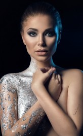 PaulinaAleksandra Make up :
Martyna Kot 
https://www.facebook.com/martynakotmakeup/?fref=ts