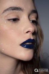 bonitaa Make Up: Jowita Urban
Fot: Adrianna Sołtys
Szkoła Wizażu i Stylizacji Artystyczna Alternatywa