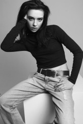 rebelja model: Misha / D'vision
make up: Kasia Gross
styl: Milena Majewska