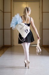 baletniczka sesja zdjęciowa dla firmy Letter Bag