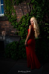 Bartlomiej_Kopta_Fotografia Blondynka w czerwonej sukience