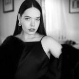 dariu347                             model- N A D I A @nadia_birk



Artysta



Mom creative agency àccent



actress, model, muse, make-up artist, stylist, inspiration, session organizer            