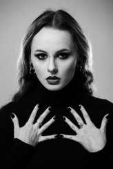 v_desire Fotograf: Andrzej Pietrzak
©2025