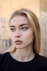 olokk                             Natalia / BLOW Models Barcelona            
