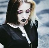 xlikelovex The Modern Vampire.

Opis sesji i więcej zdjęć:
http://azime-make-up.blogspot.com/2014/06/104-modern-vampire-sesja-zdjeciowa.html