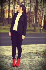 Jeess http://outfitjess.blogspot.com/