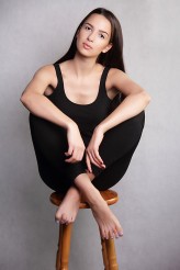 Kanska                             Model: Olga
Makeup: Dorota Swat
Photo: Karolina Rak            