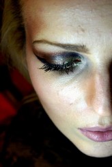 Alexandra89 Wieczorowy make-up- wielokolorowe oko.